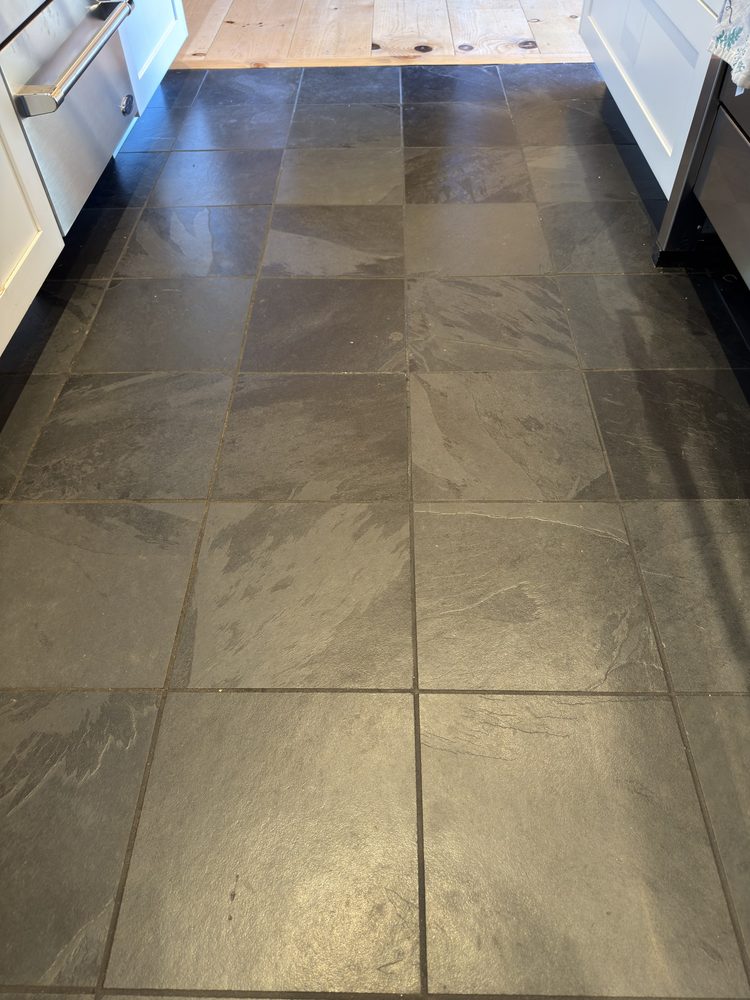 Lodge Dark Stone Floor Tiles